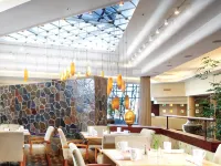 DoubleTree by Hilton Denver-Aurora - Breakfast