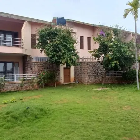 Krishna Heritage Resort