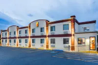 Super 8 by Wyndham Douglas, WY Hotels in Douglas