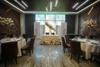 Green Park Hotel - Airport Shuttle