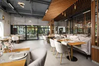 Amk Montis Hotel Hotels in Inozemtsevo