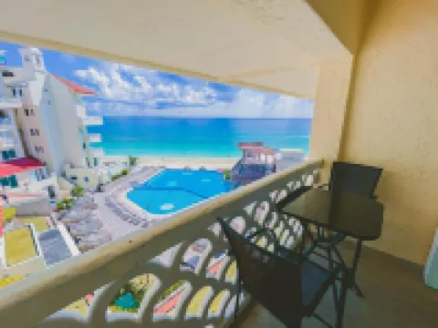 Bsea Cancun Plaza Hotel