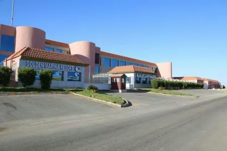 Hotel & Resort Golden Marina Yanbu