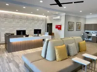 Days Inn & Suites by Wyndham Beaumont West / I-10 & Walden - Wifi