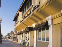 Newport Beach Hotel Hotels near Newport Beach