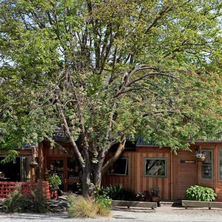 Te Wanaka Lodge