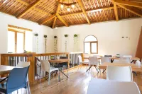 Casa Montana Hotel - sarapan