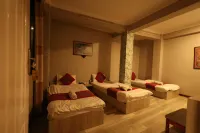 Bed and pillow hostel - 3-Star