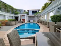 De Sovrani - Rooftop Pools
