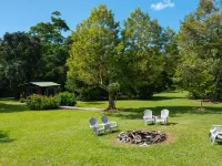 Noah Creek Eco Huts Hotels in Daintree