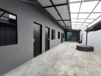 Cozy Private Room with Ensuite Bathroom in Bukit Bakri - 3 ดาว