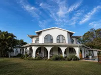 Bizafrika Guest Lodge & Conference Center - Pet friendly