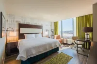 Hampton Inn & Suites Washington D.C./Navy Yard Area Hotels in Washington