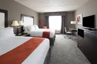 Holiday Inn & Suites Davenport Hotels near Walnut Center