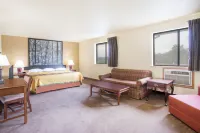 Super 8 by Wyndham Lexington VA