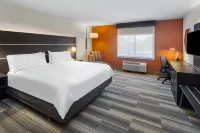 Holiday Inn Express & Suites Bluffton @ Hilton Head Area Hotels in Bluffton