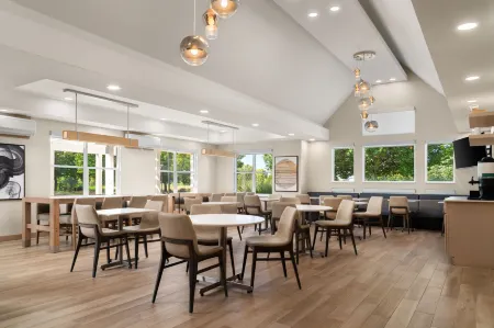 Residence Inn Holland