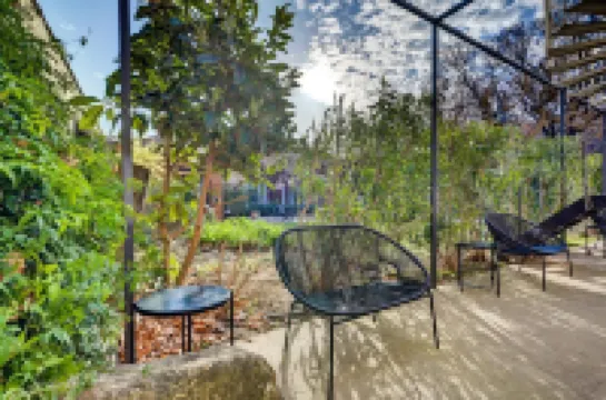 ホテル ポール サン・ソーヴール大聖堂周辺のホテル