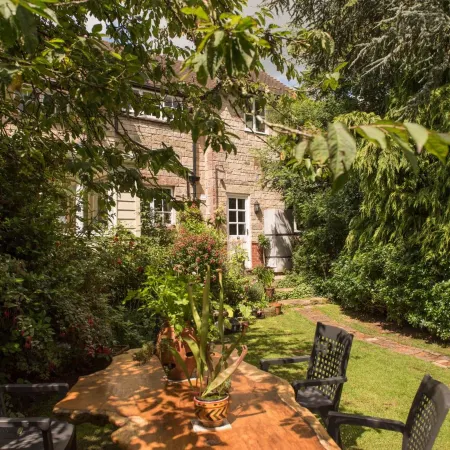 Ward Avenue B&B