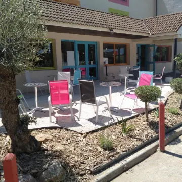 Urban Style Arl Hotel