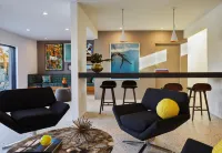 Twin Palms Resort - A Gay Men's Resort