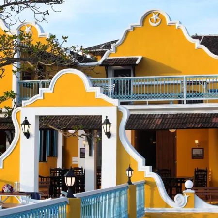 Bloom Boutique Waterfront Fort Kochi Отели рядом с достопримечательностью «Синагога Пардеси»