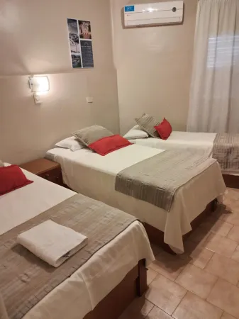 Camino Real Hotel Отели рядом с достопримечательностью «Museo Botánico – Córdoba | F.C.E.F. y N.»