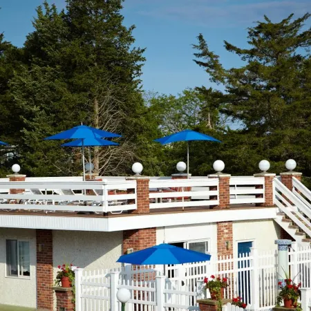 Breezeway Resort