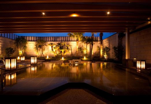 유벨 호텔 온천 시설