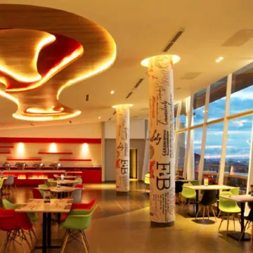 Ibis Padang