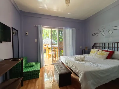 Maria Guest House - parking