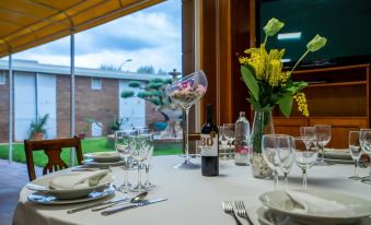 Hotel Bartos - Housity