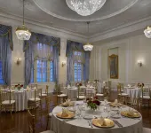 ホテル フィリップス カンザス シティ キュリオ コレクション バイ ヒルトン