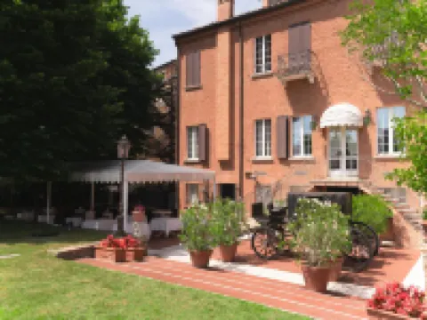 Hotel Duchessa Isabella Collection by Gsa Hotels フェラーラのホテル