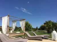 Escapades Lointaines Hotels in Torreilles