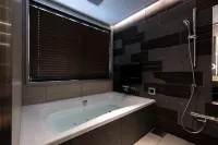 ワイ ホテル
