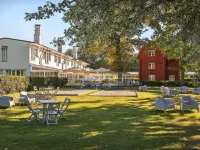 Villa Källhagen Hotels near Thiel Gallery