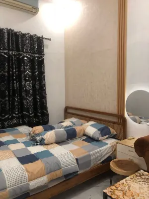 Rumah 200 m² dengan 1 kamar tidur dan 1 kamar mandi pribadi di Kartoharjo Hotel di Munggut