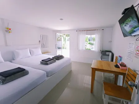 Saan Rak Resort Отели рядом с достопримечательностью «Wing 5»