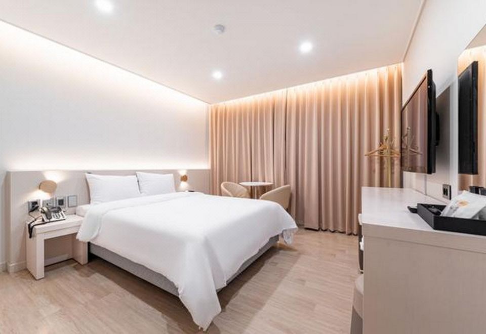 춘천 호텔 휴 로비 이미지