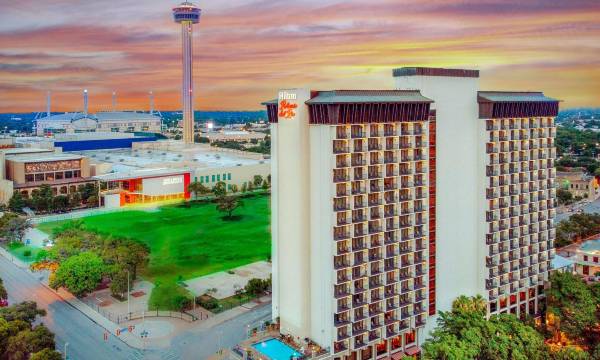 Hilton Palacio del Rio