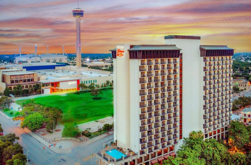 Hilton Palacio del Rio