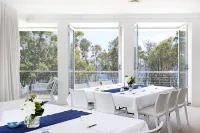 Bannisters by the Sea Mollymook Hotels in Mollymook