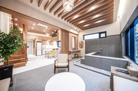 Hound Hotel Daegu Seongseo Branch Отели рядом с достопримечательностью «Daegu Arboretum»