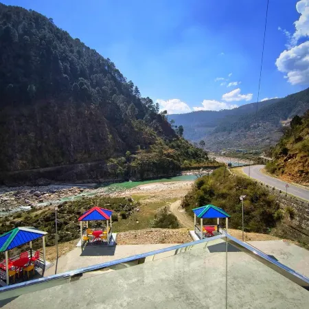 Hotel Hill River View Resort