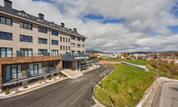 Apartamentos Silken Fontibre Iberia & Spa