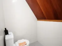 penginapan omah kampung Hoteles en Sewon