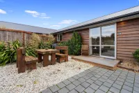 Tasman Holiday Parks - Te Anau Hotels in 