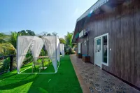 Raya Resorts