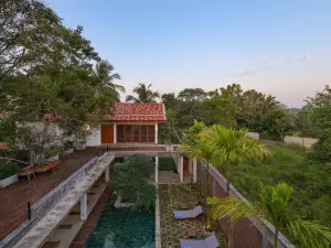 Arachchi Heritage